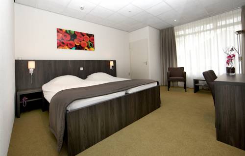 Elp Netherlands Promo Code Booking.com
