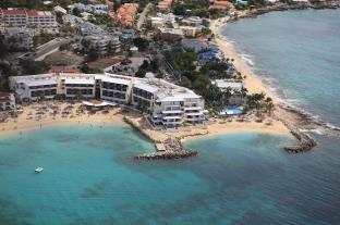 Cole Bay Sint Maarten (Netherlands) Agoda.com_temporary_text