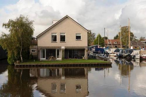 Giethoorn Netherlands Hotel